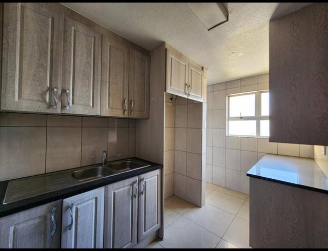 3 BEDROOM PROPERTY TO RENT IN NORTH BEACH